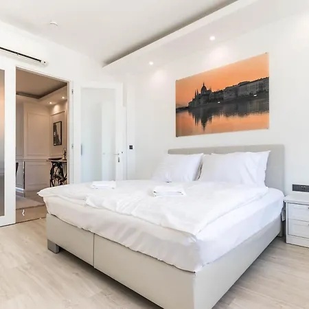 Corvinus Smart Apartment With Beautiful View Budapešť Exteriér fotografie